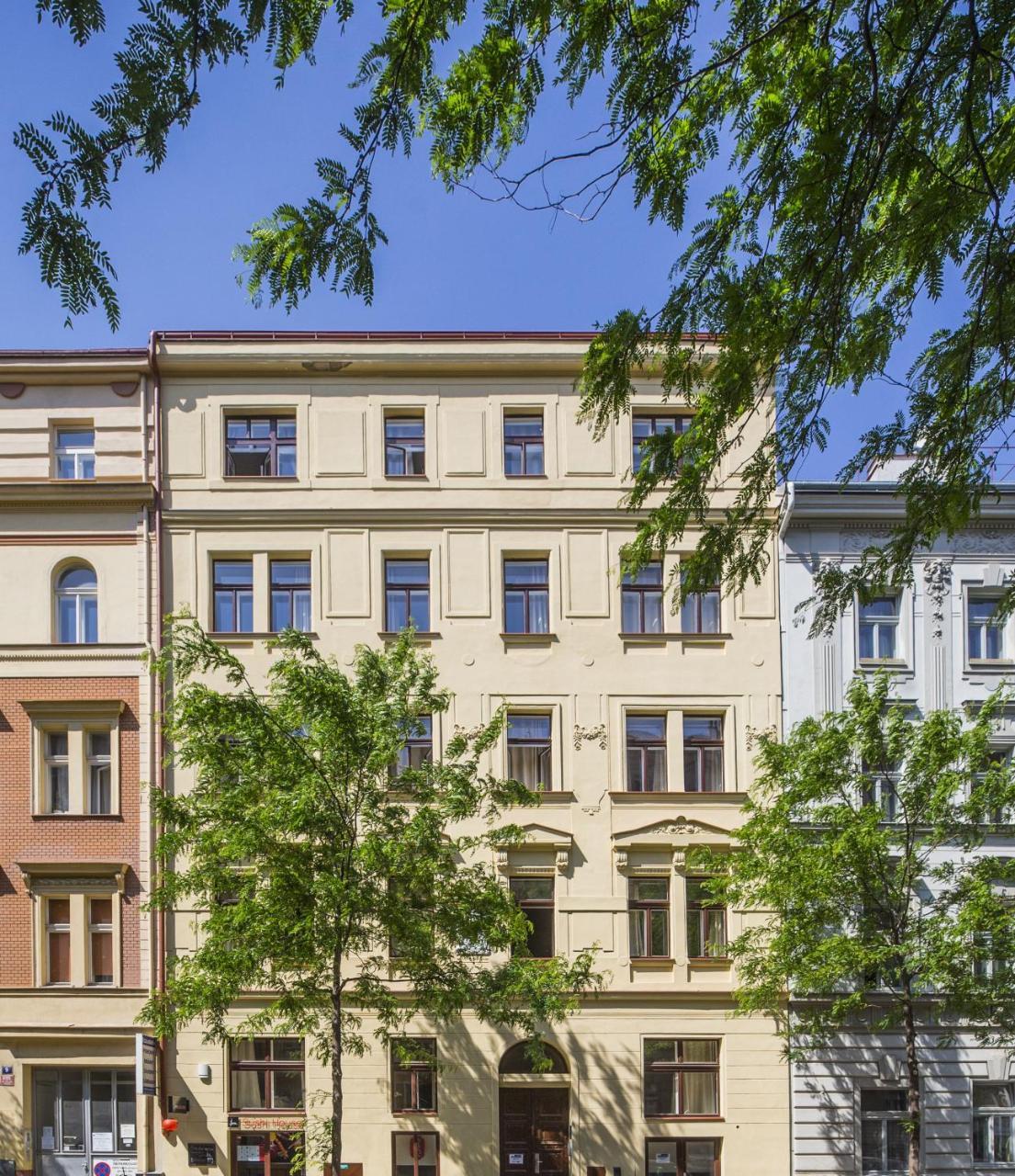 Prague City Stay Jagellonska Buitenkant foto